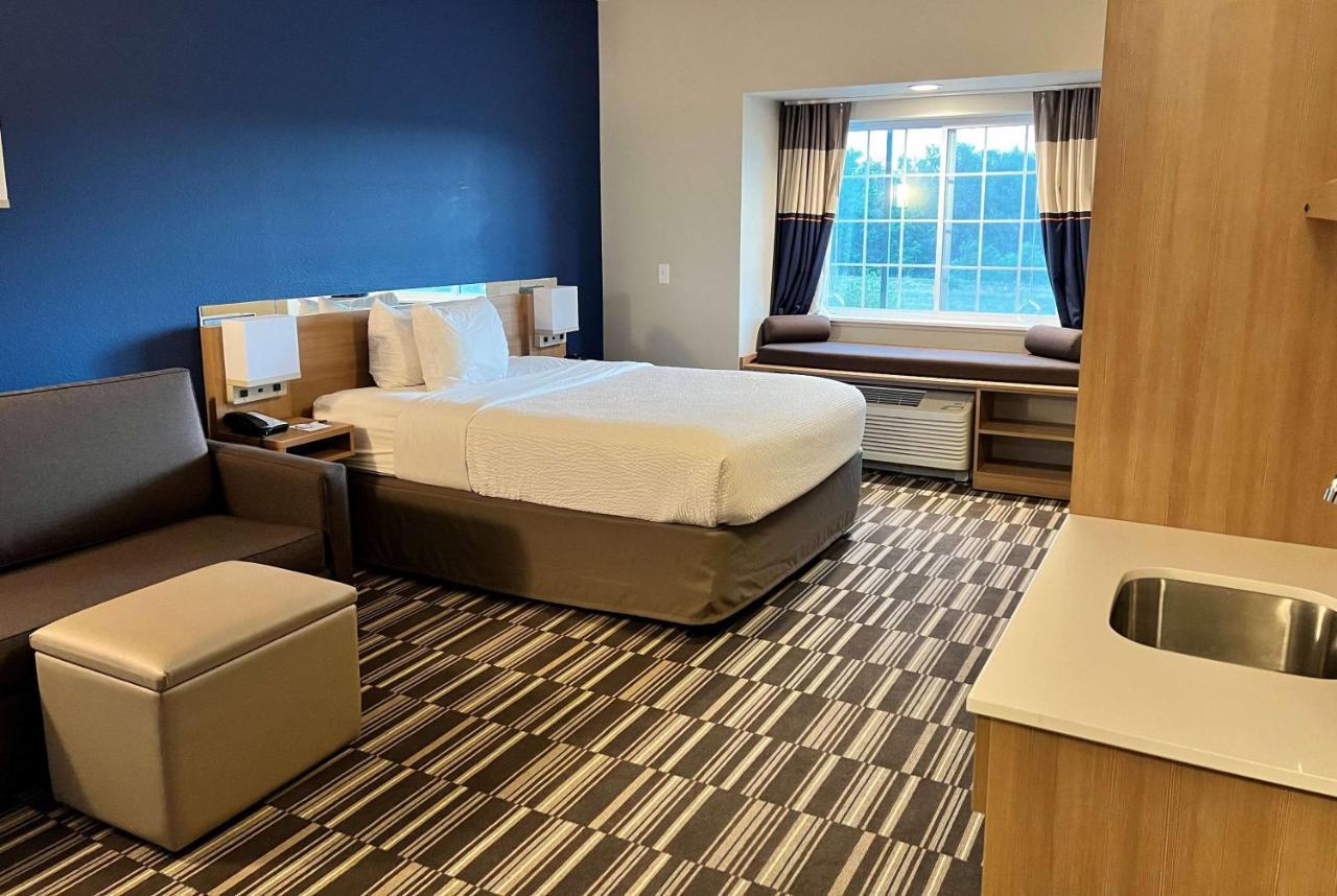 Microtel Inn & Suites By Wyndham Fountain Fort Carson Ngoại thất bức ảnh