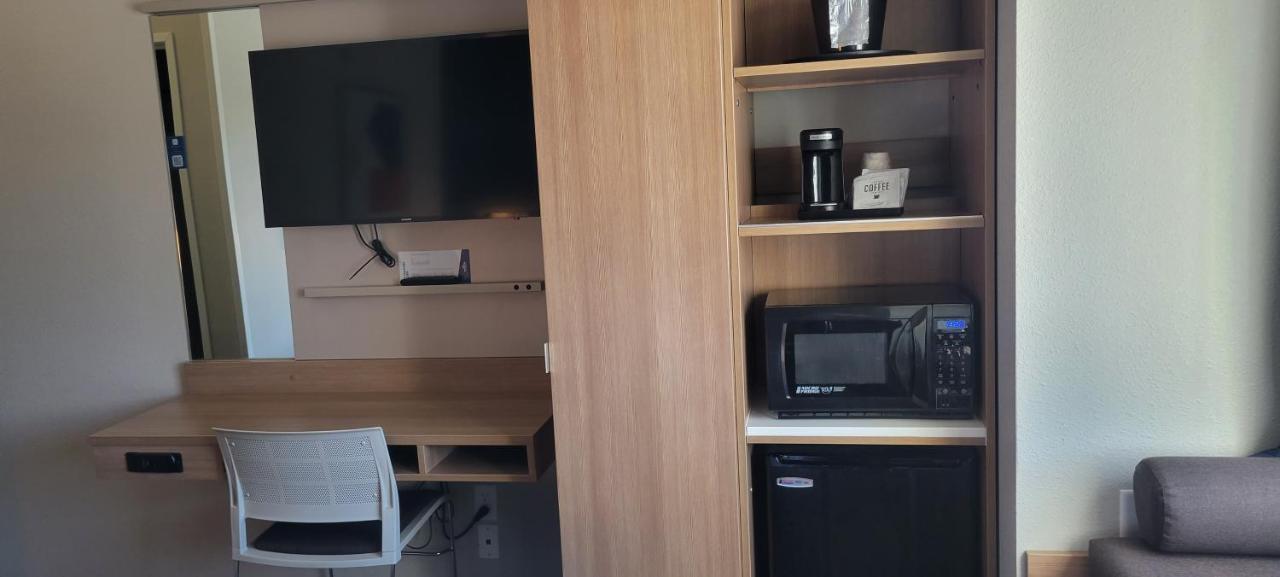 Microtel Inn & Suites By Wyndham Fountain Fort Carson Ngoại thất bức ảnh